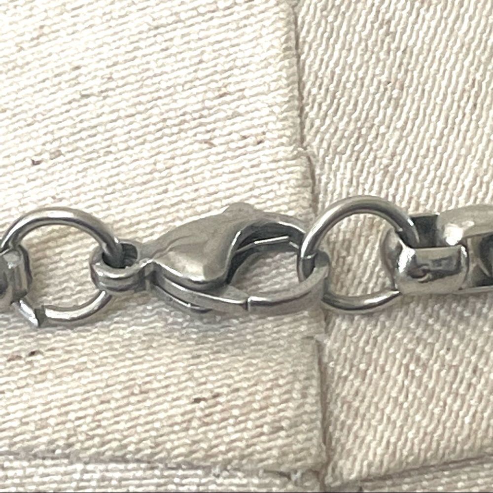 Silvertone Necklace - image 5